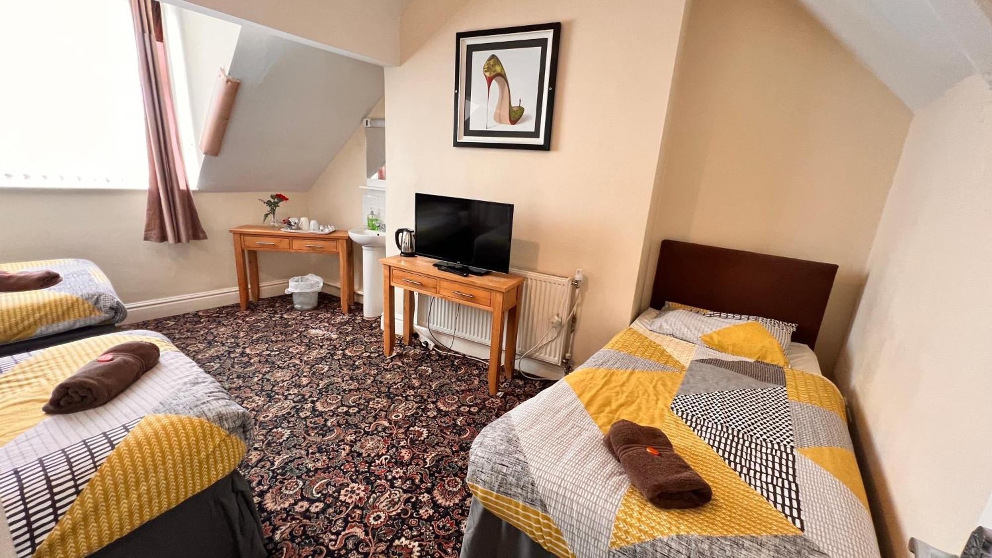 Castle Lodge Guest House 86-88 Sheil Rd L6 3Af Liverpool Buitenkant foto