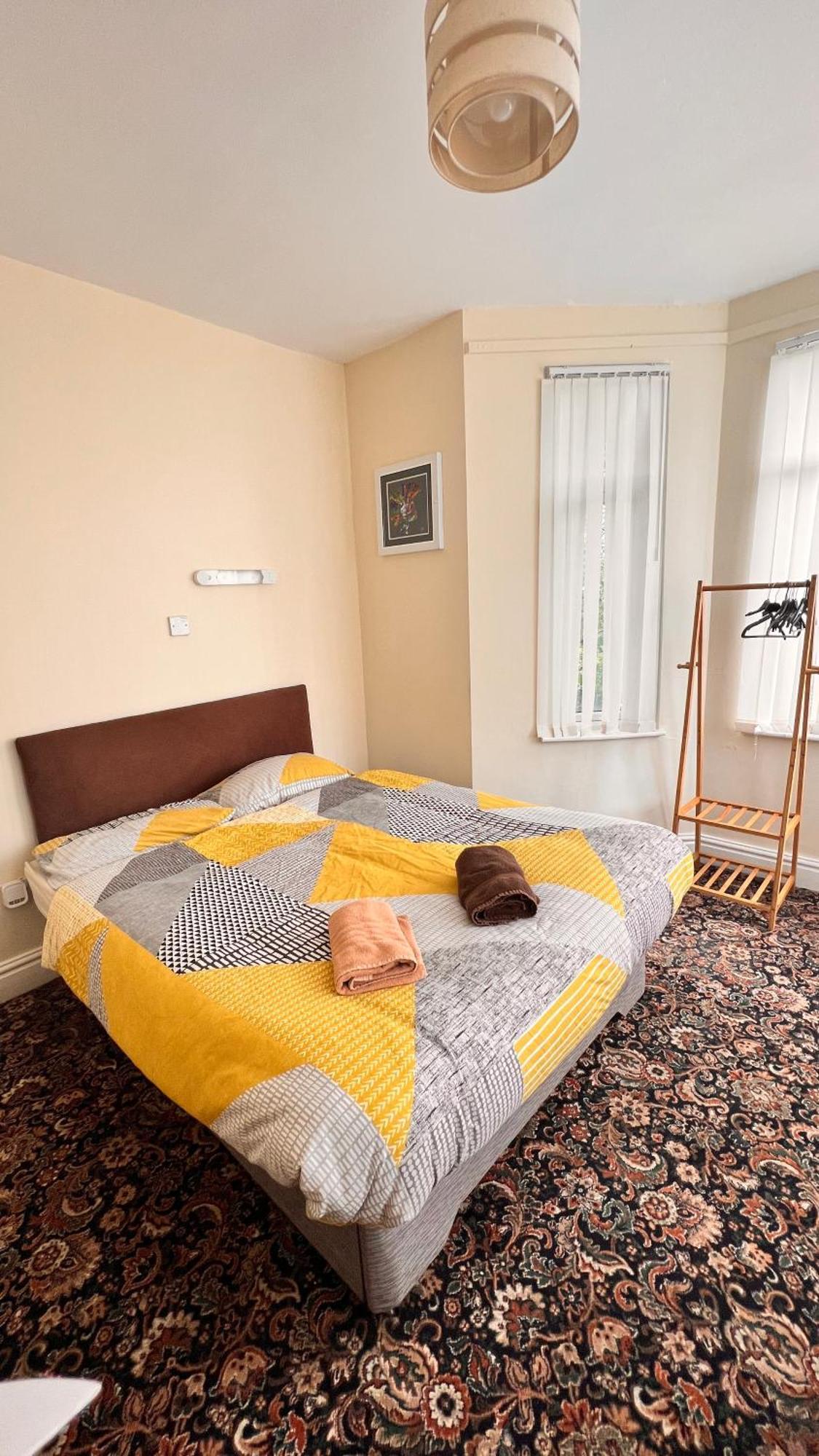Castle Lodge Guest House 86-88 Sheil Rd L6 3Af Liverpool Buitenkant foto