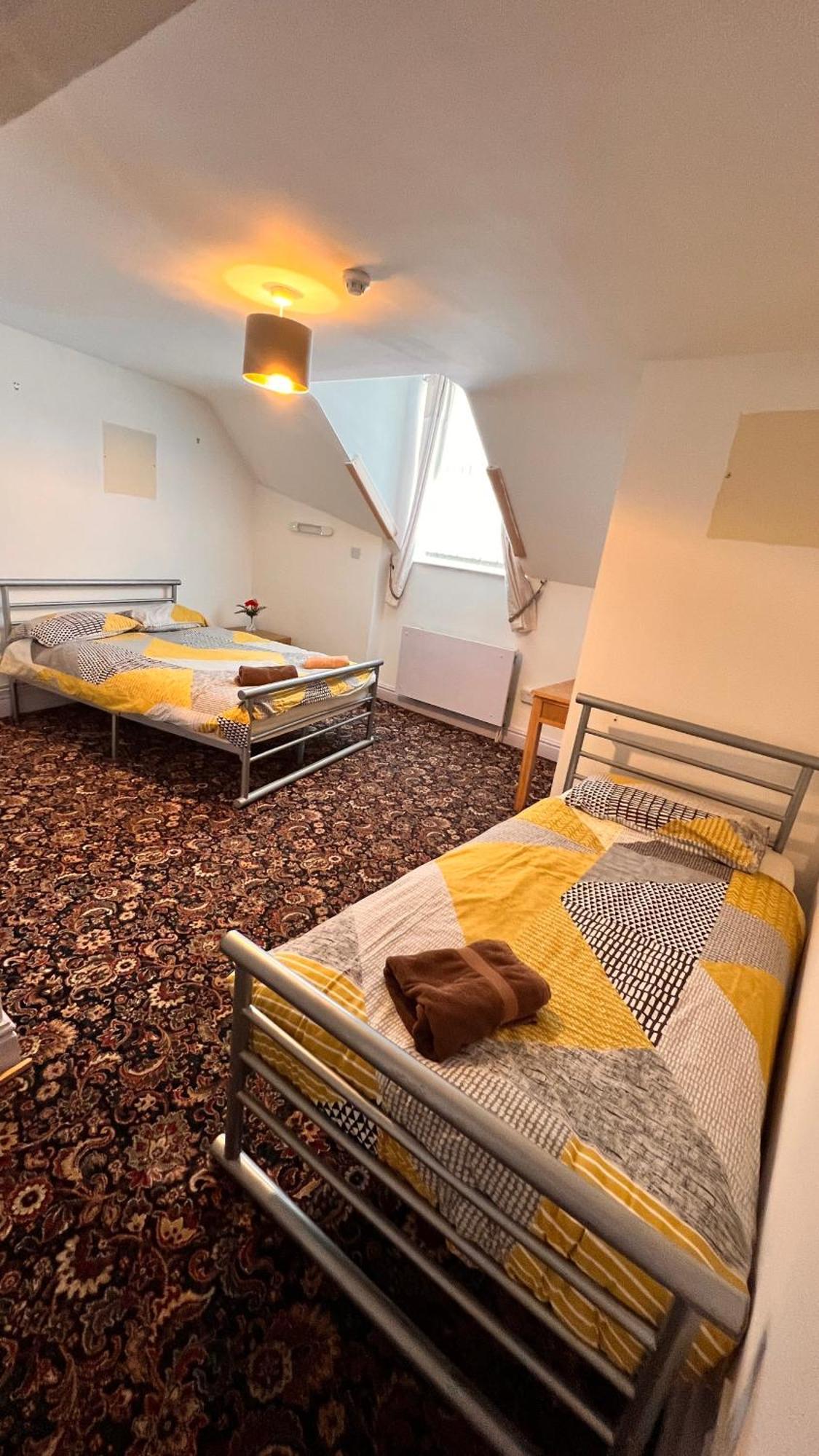 Castle Lodge Guest House 86-88 Sheil Rd L6 3Af Liverpool Buitenkant foto