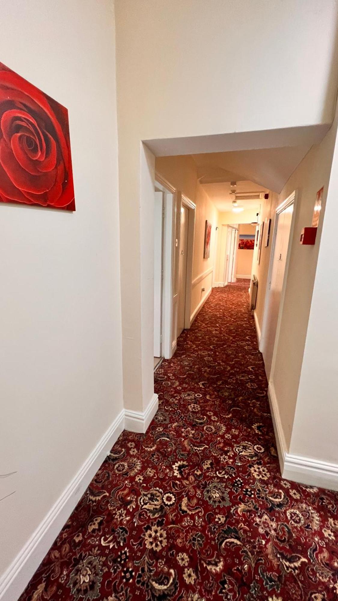 Castle Lodge Guest House 86-88 Sheil Rd L6 3Af Liverpool Buitenkant foto
