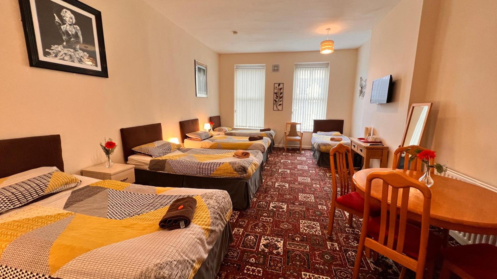 Castle Lodge Guest House 86-88 Sheil Rd L6 3Af Liverpool Buitenkant foto